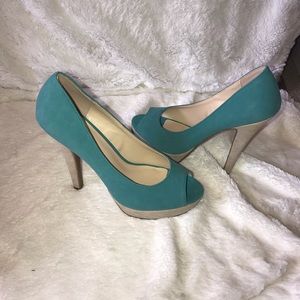 ELLE heels brand new